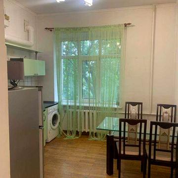 Продам 2-комнатную квартиру в самом сердце Одессы