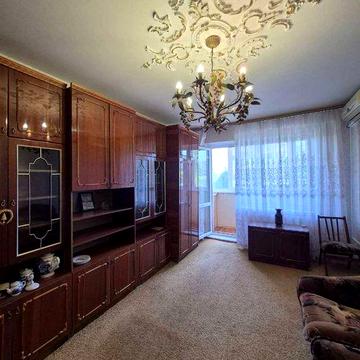 Продам 3-комнатную квартиру на Таирова