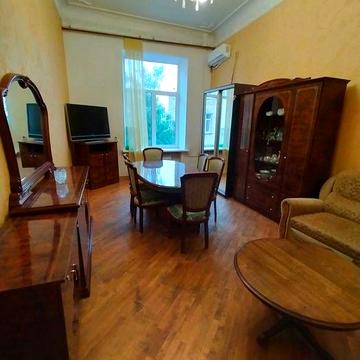 Здам в довгострокову оренду гарну 2 кімн. кв в Центрі - 5 хвилин від ст. метро Архітектора Бекетова