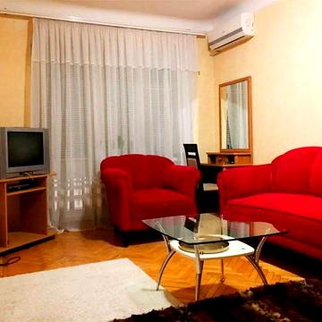 Оренда 1к квартири в Центрі, Гончара 75, площа Галицька, метро Університет, Вокзальна