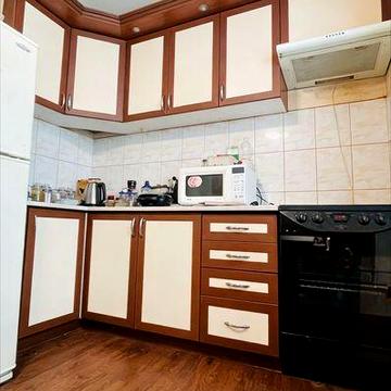 Простора 1-кімнатна квартира 40,2 м² з ремонтом