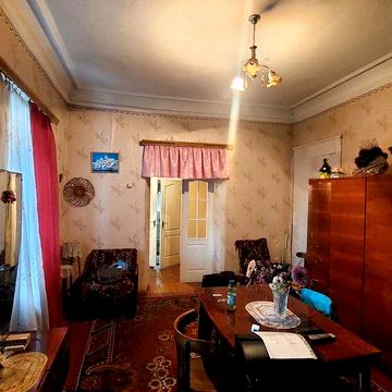 Продам 2-кімнатну квартиру. Вул.Полтавська,42.