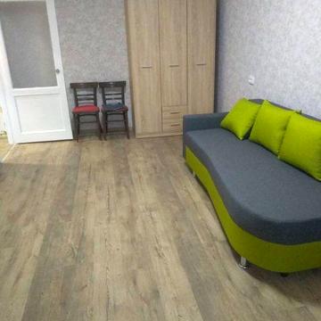 Здається однокімнатна квартира за вулицею Шухевича, 3 поверх з 5 . 8000 + комунальні