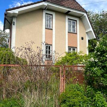 Будинок з терасою, каміном і банею село НОВОСІЛКИ Фастівський район 30 км від Києва