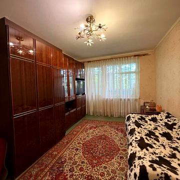 Продається 2 к квартира на Пацаєва ( Леоніда Каденюка)