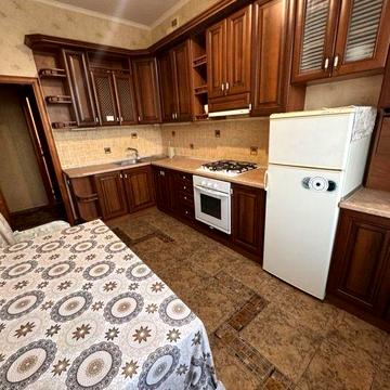 Продаж двухкімнатної квартири