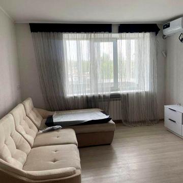 Сдам 3 ком.квартиру ул. Героев полка Азов, (бул. Гвардейский)