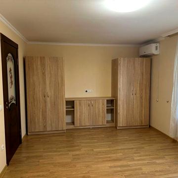 Однокімнатна квартира на довготривалий термін