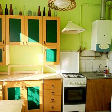 Оренда 1-кім. квартири вул Драгоманова- Центр. (15.000 грн.).