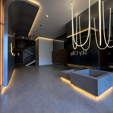 Продам 1к квартиру 43кв.м в центрі міста ЖК Sky City