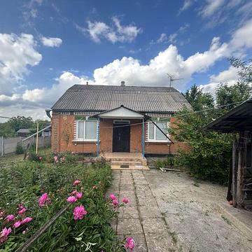 Продам цегляний будинок в затишному місці Тульчина