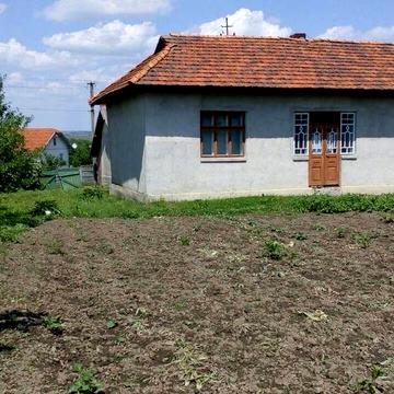 Нерухомість, цікаві і необхідні речі для життя , одяг