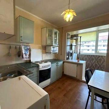Сдам 1к квартиру на Александра Поля (низ)