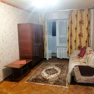 1к.кв. с застекленным балконом, вся необходимая мебель и техника,  Приорика, метро Минская и Сырец