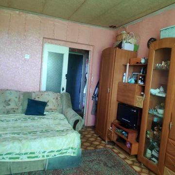 Продається 2-к квартира на Токарному