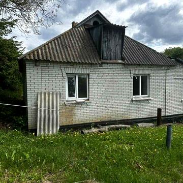 Продам будинок  в селі Озерна