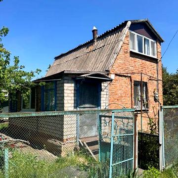 Продам доглянуту дачу з земельною ділянкою. Затишне місце для відпочинку, саду та городу. Гарний під’їзд, спокійна місцевість. Телефонуйте!