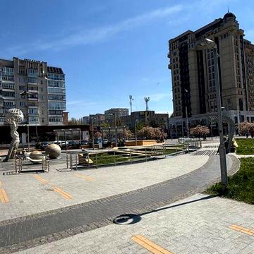 Подається 3-х кімнатна квартира на Космонавтів