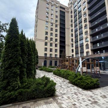 ЖК «Центральний преміум» 1-й будинок 40 м.кв., 6/14 пов. Мінімальне оформлення