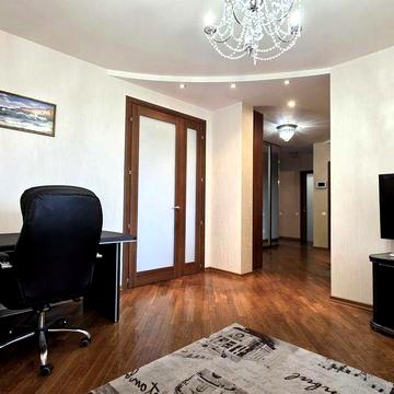 Продаж 3 кімнатної квартири 90 м² | вул. Петра Калнишевського, 7  |  Оболонський  район | мікрорайон Мінський Масив  | Відео огляд ЖК вул. Петра Калнишевського (Михайла Майорова), 7 (5а)