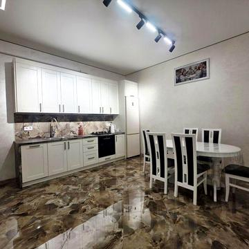 Продається квартира в центрі Самбора.