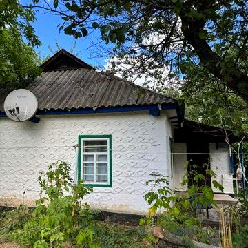 продам будинок селище Буки