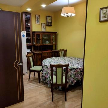Дмитра Яворницького просп. (Карла Маркса), 70