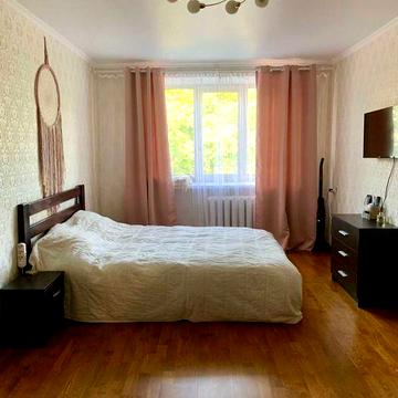 Продам квартиру в центрі Вільнянська
