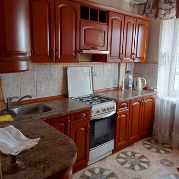 Оренда 1 кімнатної квартири по вулиці Широка