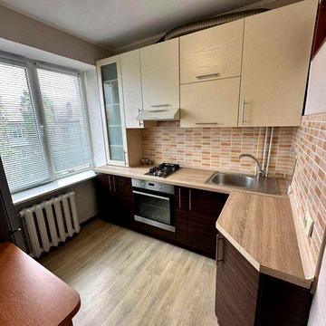 Продам однокімнатну квартиру, р-н Стадіона/пр. Центральний