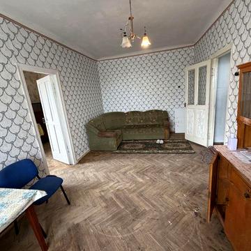 Продам 2 к квартиру вул. Київський Шлях р- н 4ї школи , 44м2
