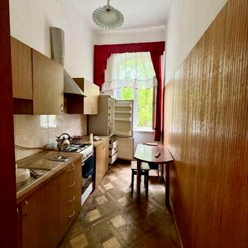 Оренда 2-кімнатної квартири в центрі Львова, вул. Вітовського, 42 м².