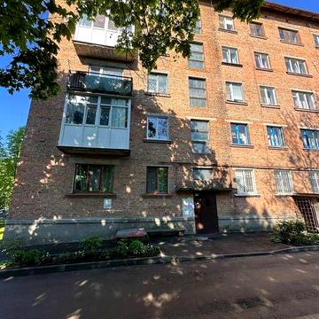 Трикімнатна квартира в місті Ромни