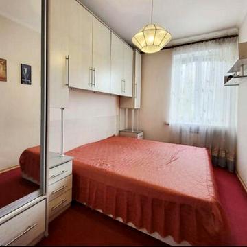 Центр міста! 2-кімнатна квартира 63 м² + гараж, меблі та техніка