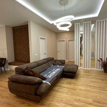 4к ЖК Панорама, Симферопольская 2, небольшое животное обсуждается