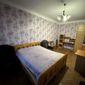 Продам 1-кімн київку вул Комарова ( р-н заправки WOG )