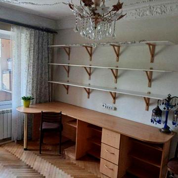 Світла 3-кімнатна квартира в гарному стані на вул. Зодчих, 36, Святошино