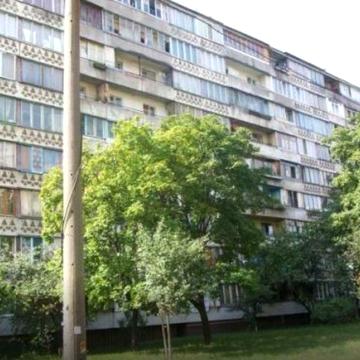 Волго-Донской пер.2- АНадежды Светличной/. 3р.кв.торг до продажи.