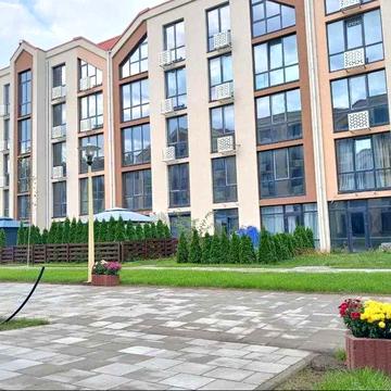 Простора 2-Кімнатна квартира з двориком. Укриття. Борщагівка Софіївська Від забудовника без комісії Метро 20 хв Розтермінування до 23 місяців