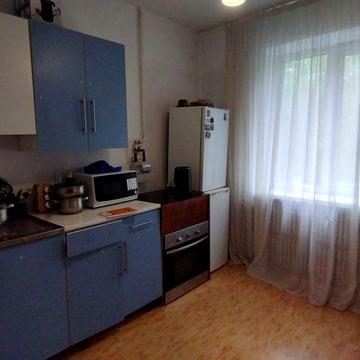 Продається 2 кімнатна квартира Коновальця