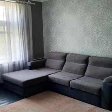 Продам 2 ком.квартиру, сталинка, жилая 25000 дол.