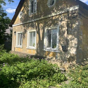 Продам зручний двоповерховий будинок 106,1 м² із земельною ділянкою 1160 м² (11,6 сотки) — 50 000 $