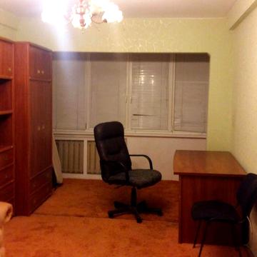Без % Сдам 2к квартиру, Метро Політех.ін- тут 1хв пішки,Пр Берестейский 25