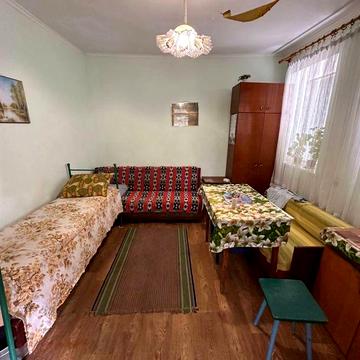 Оренда однокімнатного будинку район Бучми. Вулиця Трублаїні. Базарчик