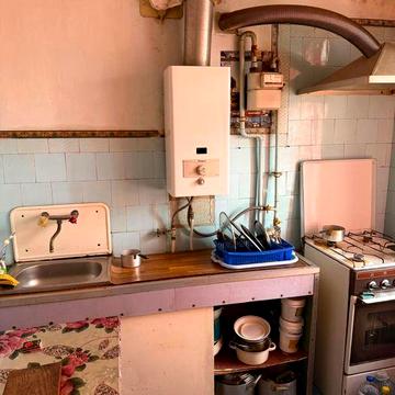 Центр поруч стадіон Ворскла вільна