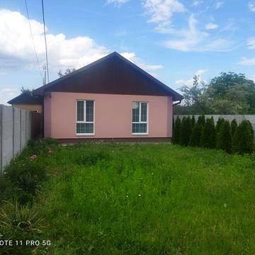 Продам новий, сучасний будинок (дом ) у Подгородному.
