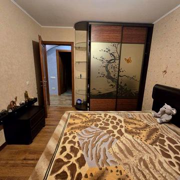 Сдам квартиру ул.  Людвига Свободы 46. Метро