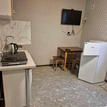 Сдам 1-комнатную студию, Днепровский р-н, Радужный, хозяин без комиссии