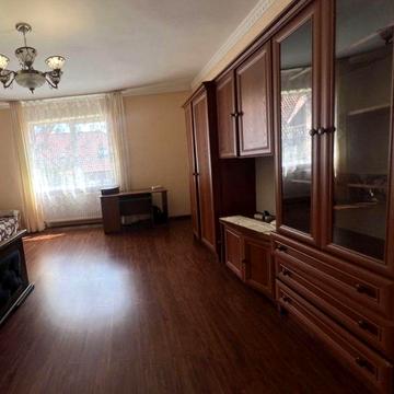 В Продажу ВЕЛИКА 1 кімн