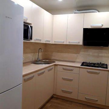 Сотрудничаю! Продам 2 кв,4/5, р-н П.Поле, м. 23 Августа